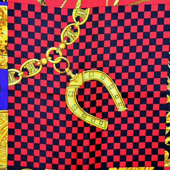 Celine Paris Scarf 100% Silk 80s Vintage Scarf 34x34 Inches - Picture 5 of 5